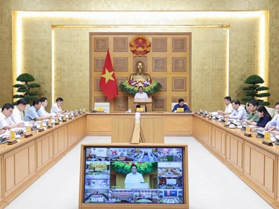 Khẩn trương khắc phục hậu quả bão số 10, chuẩn bị ứng phó với bão số 11 