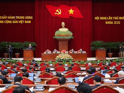 Trung ương cho ý kiến nhân sự để Bộ Chính trị giới thiệu Quốc hội bầu, phê chuẩn tại kỳ họp 10