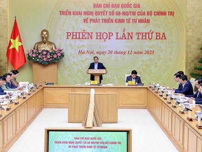 Thủ tướng: Tập trung chuyển đổi số để doanh nghiệp không phải đi lại nhiều lần, không phải chờ đợi, không phải “xin cho”