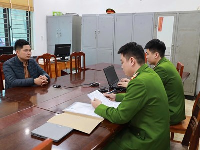 Khởi tố, bắt tạm giam lái tàu khách trong vụ chìm tàu ở hồ Thác Bà