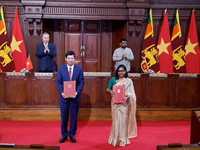 Đưa hợp tác văn hóa thành trụ cột quan trọng, thúc đẩy hiệu quả hợp tác thông tin và du lịch