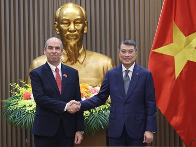 Thủ tướng Lê Minh Hưng tiếp Đại sứ Cuba Rogelio Polanco Fuentes