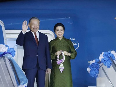 Tổng Bí thư, Chủ tịch nước Tô Lâm và phu nhân lên đường thăm cấp Nhà nước Cộng hòa Singapore