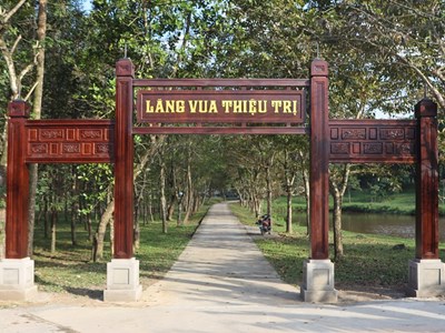 Theo quy định mới, vi phạm về trật tự xây dựng trong khu vực bảo vệ của di tích bị xử phạt như thế nào?