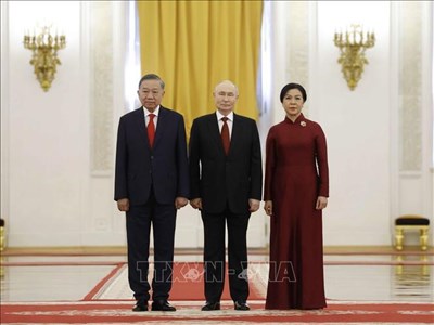  Tổng thống Liên bang Nga Vladimir Putin chủ trì Lễ đón Tổng Bí thư, Chủ tịch nước Tô Lâm