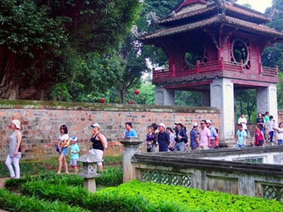 Đề xuất mới của Bộ Nội vụ: Chỉ nghỉ 1 ngày dịp Ngày Văn hóa Việt Nam 24.11, không hoán đổi làm việc