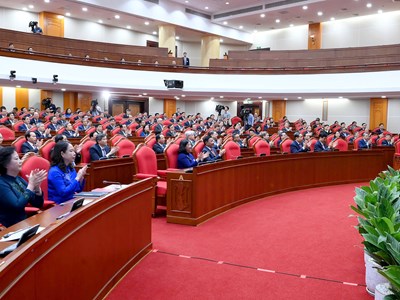Thông báo Hội nghị lần thứ tư Ban Chấp hành Trung ương Đảng khóa XIV