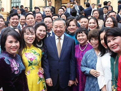 Tổng Bí thư, Chủ tịch nước Tô Lâm gặp mặt doanh nghiệp tiêu biểu