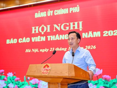 Định hướng thông tin phải kết hợp với lắng nghe, đối thoại và thúc đẩy giải quyết những vấn đề thực tiễn đặt ra