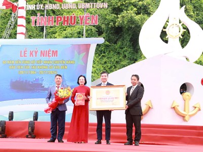 Phú Yên đón nhận Bằng xếp hạng Di tích quốc gia đặc biệt Đường Hồ Chí Minh trên biển