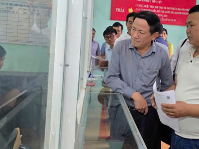 Gia Lai chấn chỉnh “cò giấy tờ” trong giải quyết thủ tục hành chính