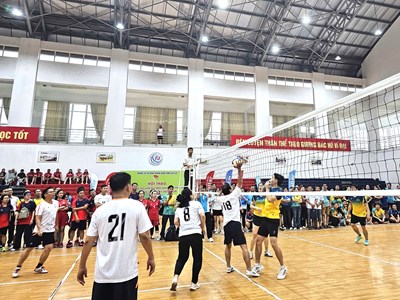 Hơn 1.000 VĐV tham gia Hội thao chào mừng Đại hội đại biểu Đảng bộ tỉnh Gia Lai