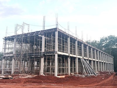 Gia Lai huy động lực lượng quân đội hỗ trợ thi công các trường học nội trú biên giới