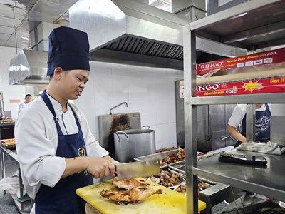 Nghi ngộ độc thực phẩm đối với du khách, Gia Lai lập đoàn kiểm tra Khách sạn Hải Âu