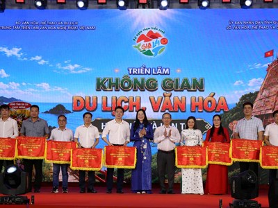 Khai mạc triển lãm “Không gian Du lịch, Văn hóa - Hội nhập và lan tỏa”