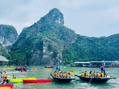 Xây dựng sản phẩm du lịch trong rừng đặc dụng vịnh Hạ Long, Bái Tử Long và Yên Tử