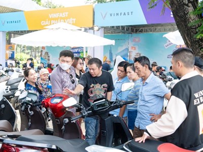 Ngày cuối ưu đãi cọc sớm VinFast Evo: Xe điện đổi pin thực dụng, tiết kiệm “kịch trần”