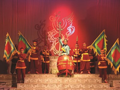 Sân khấu 2025: chuyển động nhiều, bứt phá chưa được bao