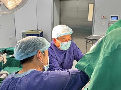 Cánh cửa hy vọng mới cho bệnh nhân ung thư tiêu hóa