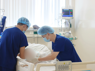 Vinmec Phú Quốc cứu sống bé trai Trung Quốc đuối nước ngưng tim 7 phút 