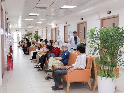 2.000 người dân Cần Thơ tham gia chương trình Khám sức khỏe toàn dân của Vinmec