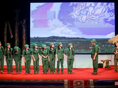 “Khoảng trời con gái” - Bản hùng ca về tuổi trẻ Đồng Lộc sắp công diễn tại Thủ đô