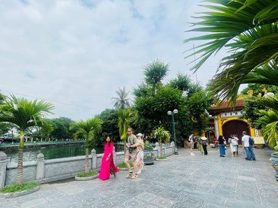 Nghỉ lễ 2.9: Vì sao nhiều điểm đến quen thuộc chưa quá tải?