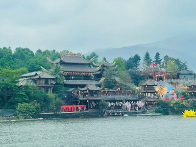 Việt Nam vào top 10 thế giới, không chỉ vì cảnh đẹp