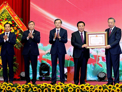 Từ đổi mới tư duy lý luận đến kiến tạo tương lai văn hóa Việt Nam