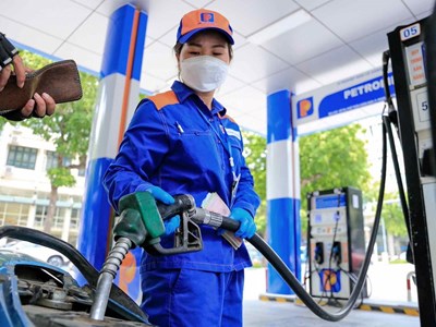 Vì sao doanh nghiệp kiến nghị bỏ Quỹ Bình ổn giá xăng dầu?