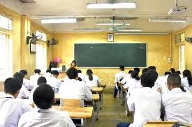 Đừng làm thô tục giáo dục!