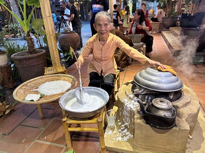 Mỳ Quảng - Giữa ngôn từ và bản sắc