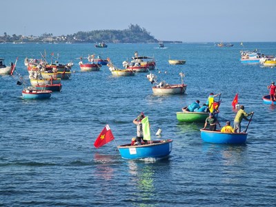 Bài 1 - Trên những con sóng không lặng