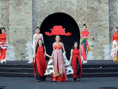 Thời trang Việt từ di sản đến đương đại