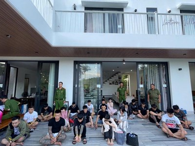 Phát hiện hàng chục thanh niên thuê villa sử dụng ma túy