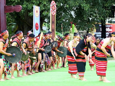 Du lịch – nhịp cầu đưa cồng chiêng đến với thế giới