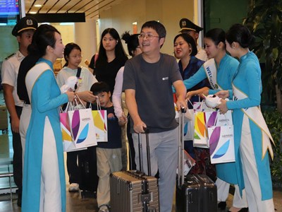 Cơ hội tăng tốc và bài toán giữ chân du khách