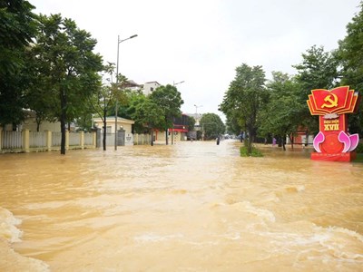 Cần soát xét lại kế hoạch xả lũ thủy điện