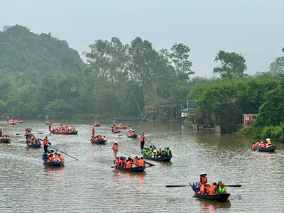 Bài 1 -  Nhịp chèo trên suối Yến - nét đẹp làm nên bản sắc chùa Hương
