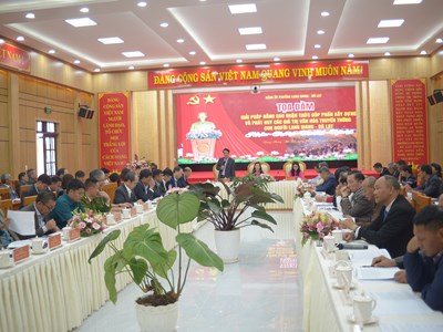 Xây dựng và phát huy các giá trị văn hóa truyền thống con người Lang Biang - Đà Lạt