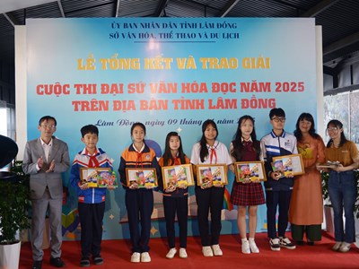 Lâm Đồng: Trao giải cuộc thi “Đại sứ Văn hóa đọc”