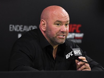 Dana White không thích ý tưởng chuyển lên hạng nặng của Alex Pereira