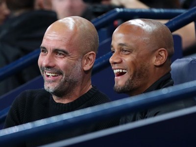 Pep Guardiola ủng hộ Kompany dẫn dắt Bayern Munich