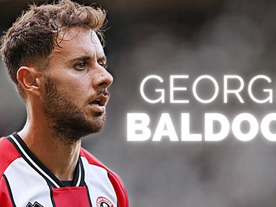 Cựu sao Ngoại hạng Anh đột ngột qua đời, Maguire chia buồn