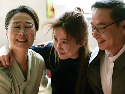 Một bi kịch vẫn âm thầm diễn ra ở nhiều gia đình: Vì sao ta hòa nhã với người ngoài nhưng lại cáu gắt với cha mẹ?