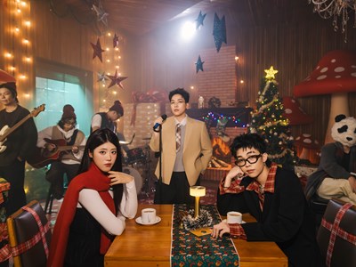 Nhạc Giáng sinh hot nhất lúc này: Nam rapper cứ góp giọng là hit, nghe muốn có người yêu ngay