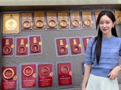 Cách người ham mua vàng tổng kết 2025