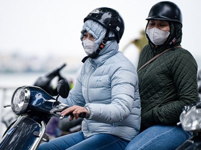 Không khí lạnh mạnh dồn dập, miền Bắc lạnh tê tái, nhiệt độ giảm sâu: Hà Nội chạm ngưỡng 10°C