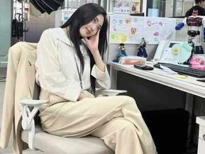 Cứ thế này bảo sao lương thưởng, sự nghiệp ngày càng thụt lùi