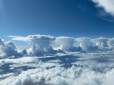 Phi công chụp lại hình ảnh sốc ở độ cao 150km từ cửa sổ máy bay